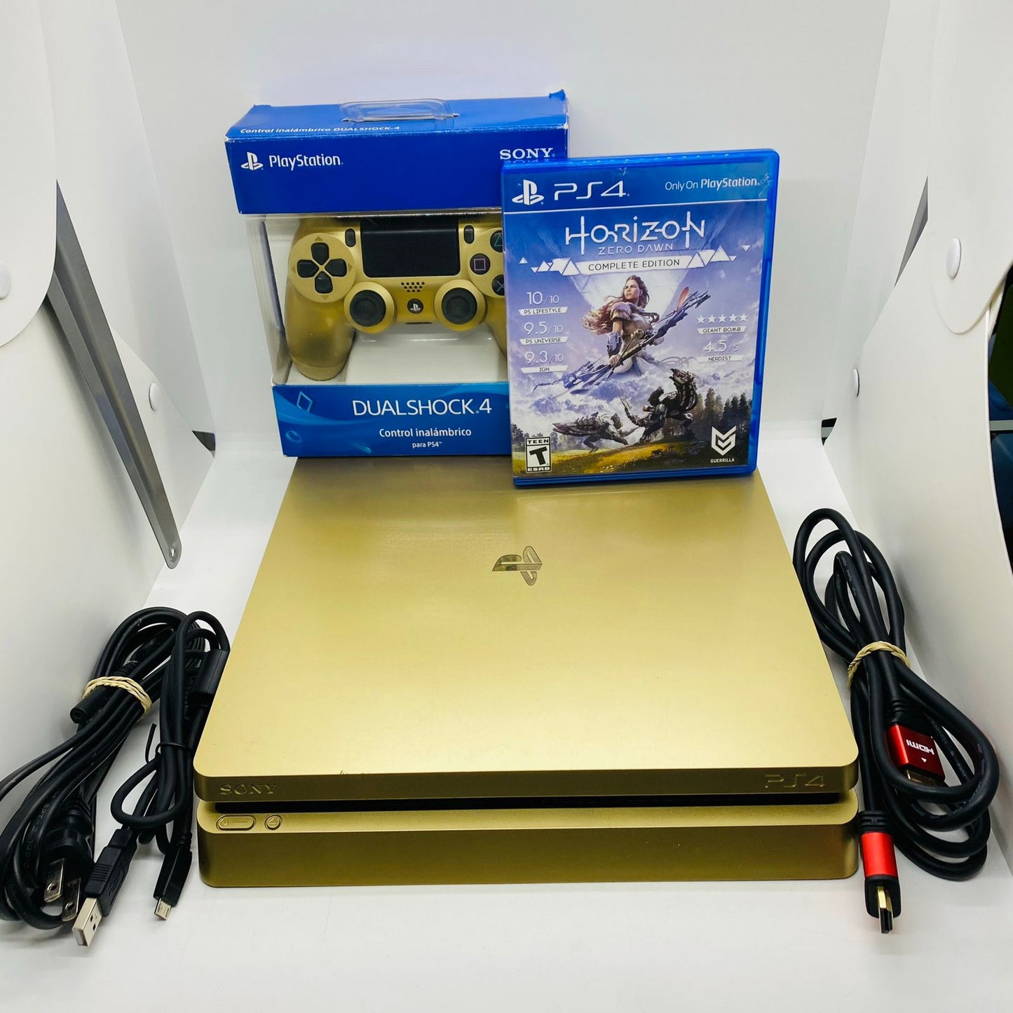 Ps4 Slim 1 Tb + 1 Mando Original + 1 Juego Físico a Elección + 1 Año de Garantía